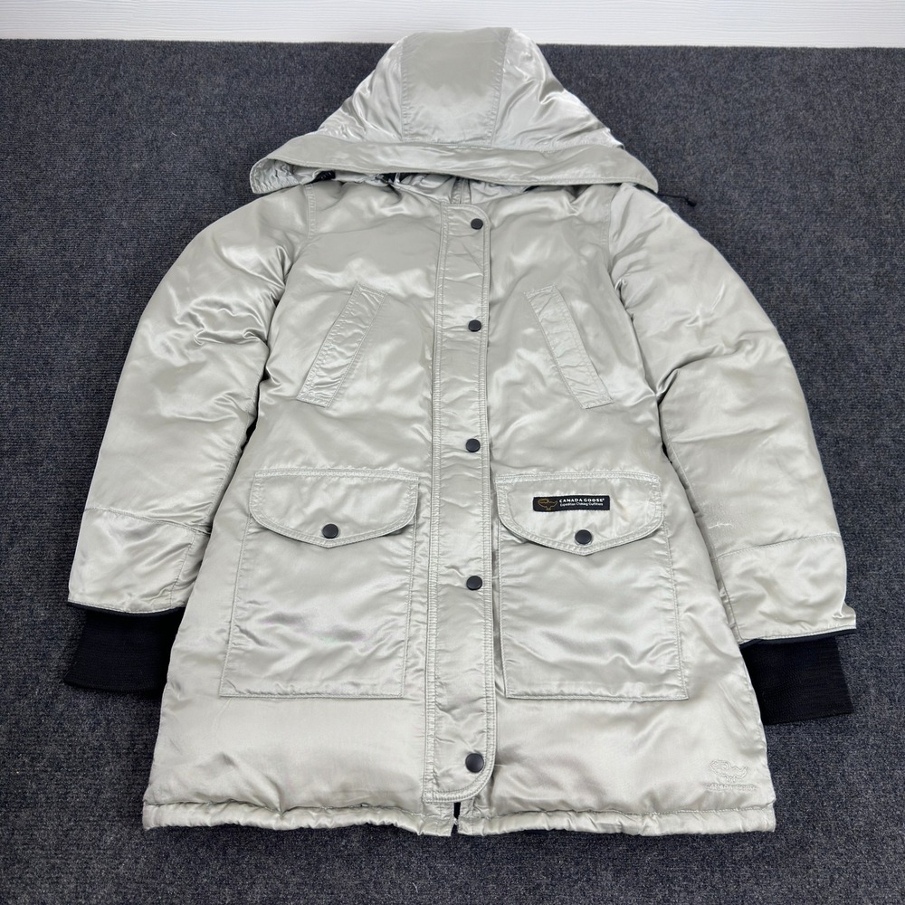 Canada‎ Goose Expedition Clothing Outfitters Silver Puffer Parka Jacket 68F8490